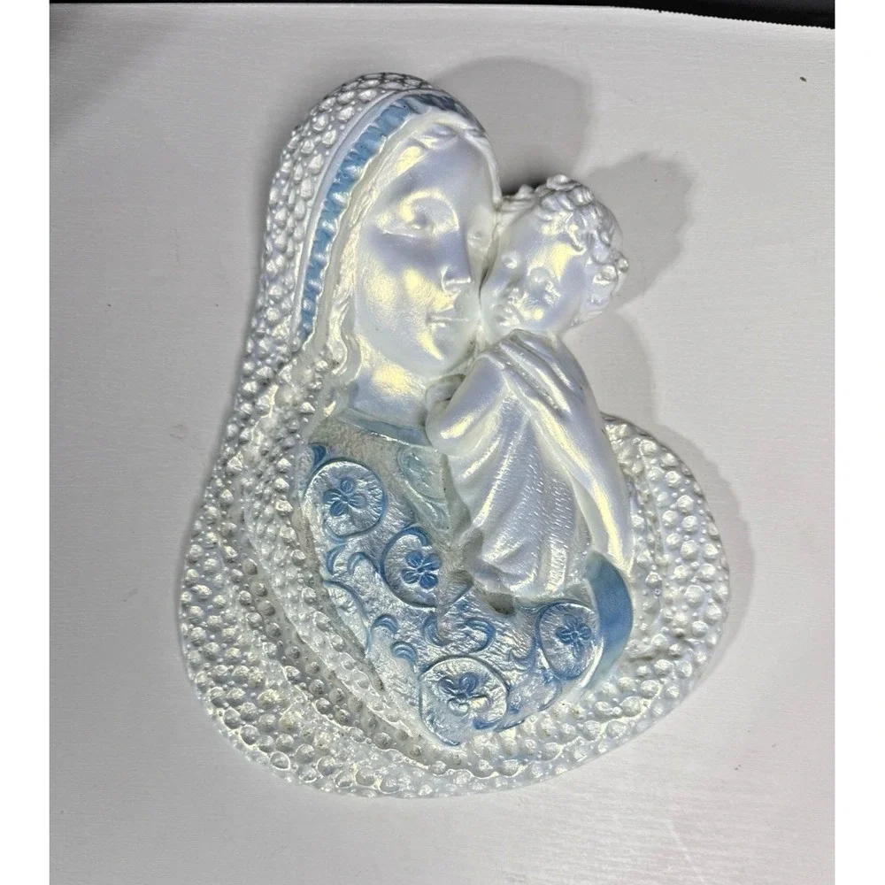 Vtg Blue Chalkware Madonna Mother Mary andBbaby Jesus Wall Hanging